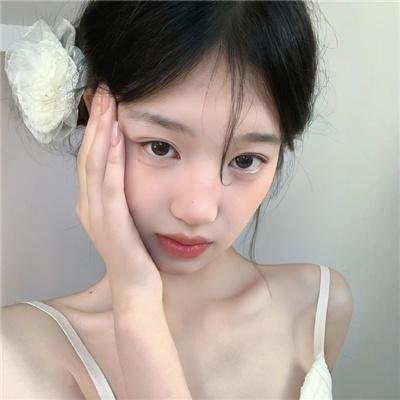 河畔的朔子